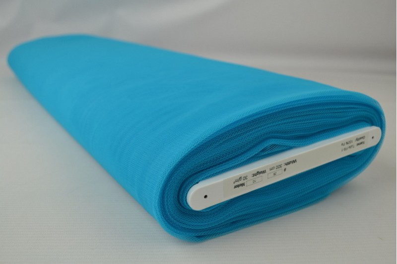 Brandvertragende tule 300 cm breed blauw, rol