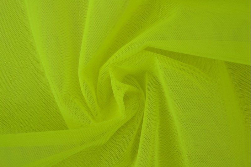 Brandvertragende tule 300 cm breed fluor geel