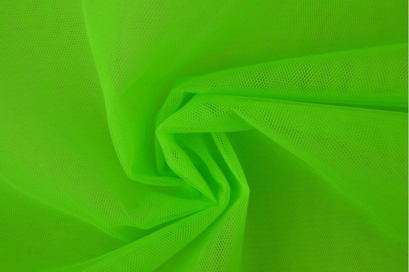 Brandvertragende tule 300 cm breed fluor groen