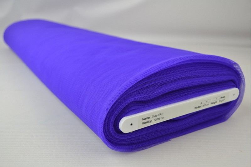 Brandvertragende tule 300 cm breed paars, rol