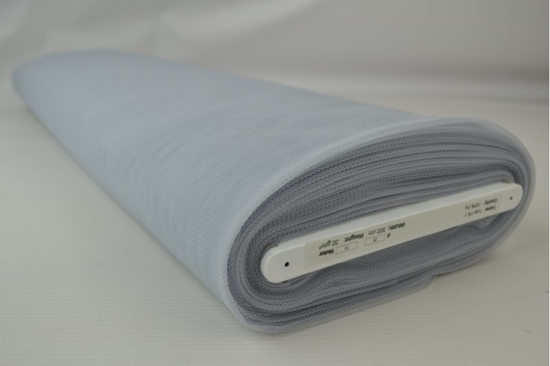 Brandvertragende tule 300 cm breed zilvergrijs, rol