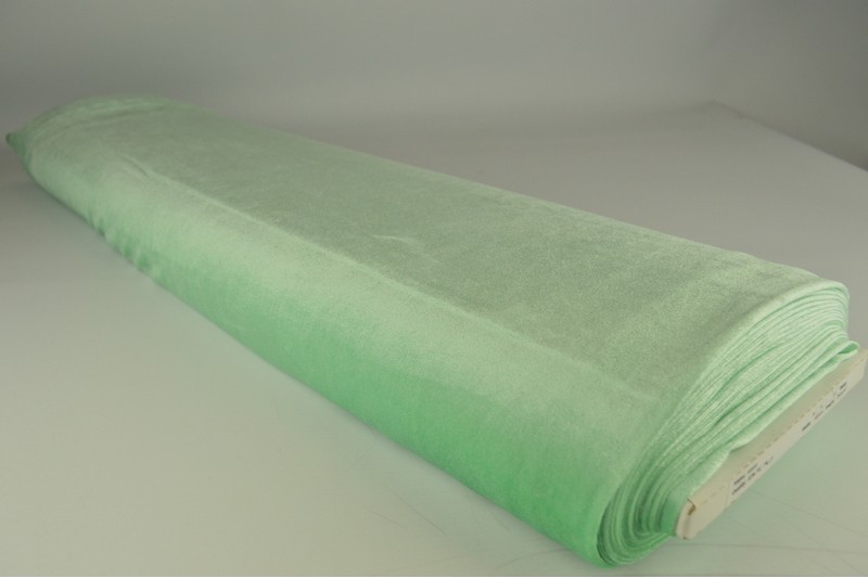 Fluweel stretch mint groen, rolweergave
