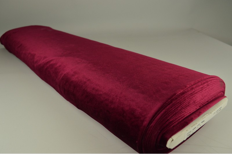 Fluweel stretch wijnrood, rolweergave