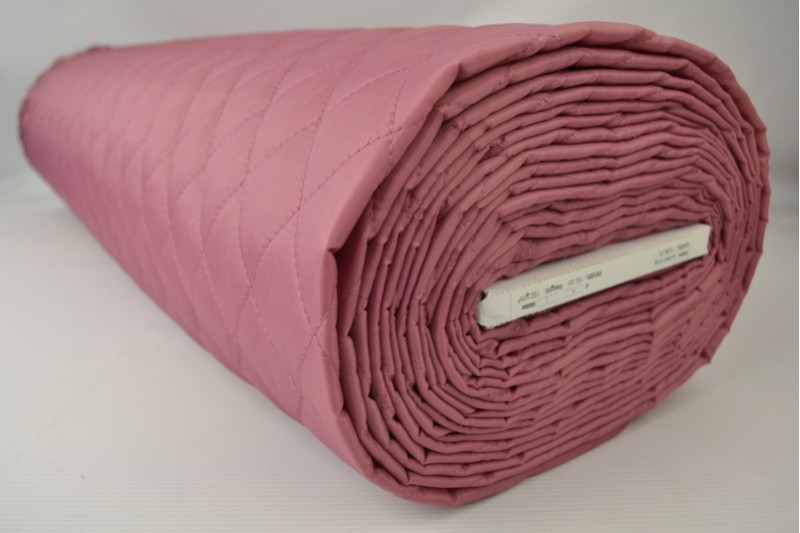 Gewatteerde voering donker oud roze, rol