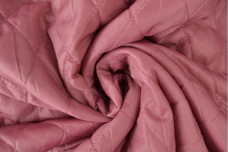 Gewatteerde voering donker oud roze