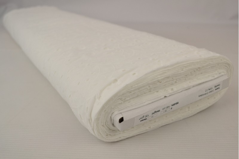 Katoen broderie wit (patroon 02), rol