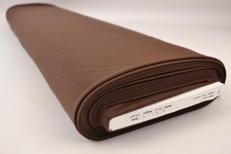 Lycra bruin, rolweergave