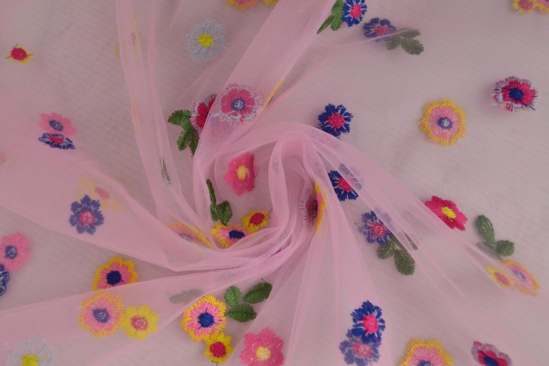 Mesh daisy roze