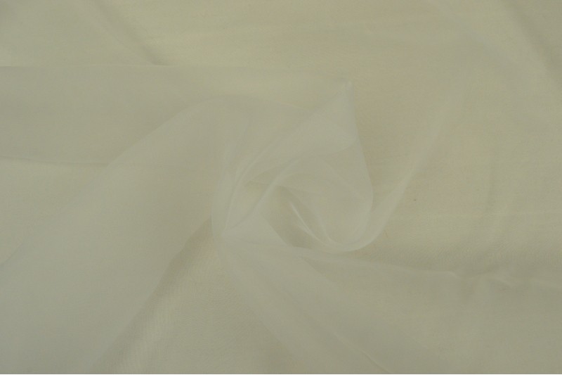 Organza gebroken wit