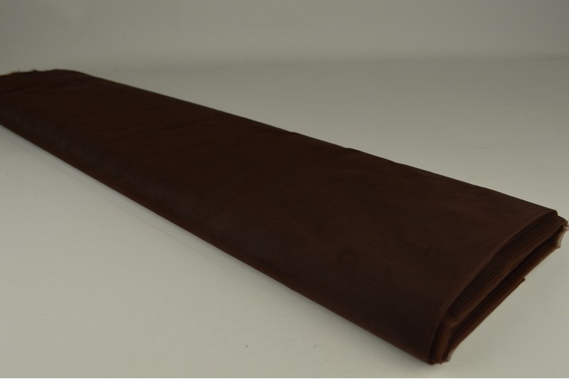 Organza bruin, rolweergave