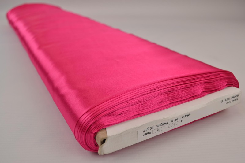 Satijn fuchsia, rol