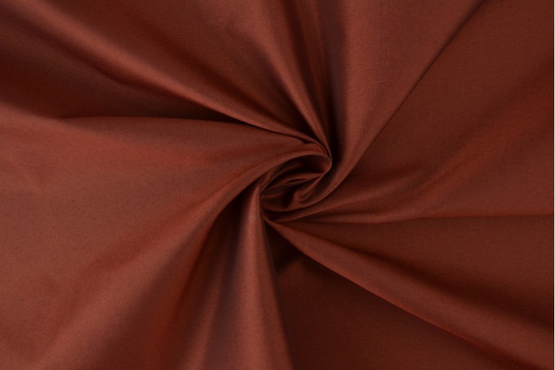 Taft rood, stofdetail