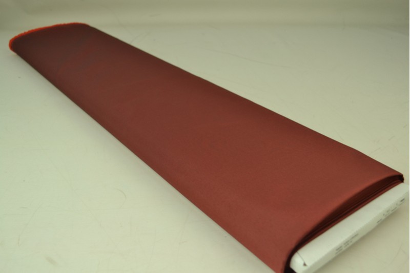 Taft rood, rolweergave
