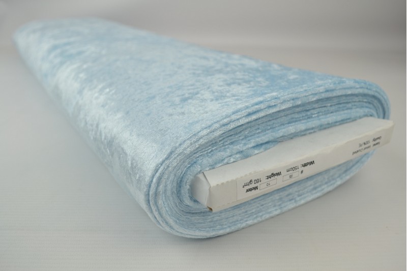 Velours de panne baby blauw, rol