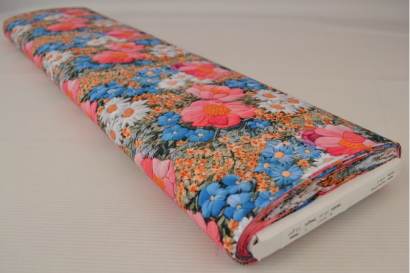 Viscose print digitaal 0474-01, rol