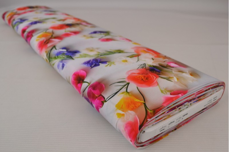 Viscose print digitaal 0481-01, rolweergave