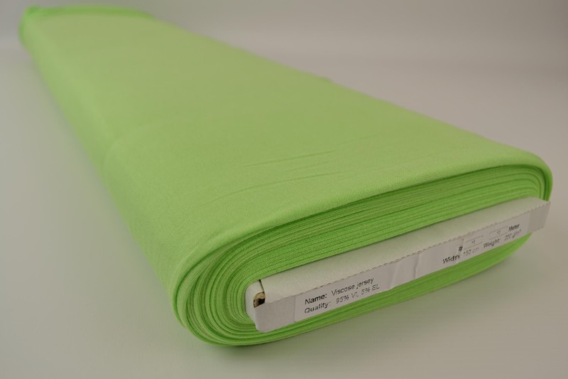 Viscose tricot lime groen, rol