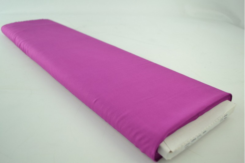 Viscose cassis, rolweergave