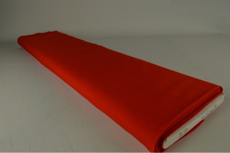 Viscose rood, rol