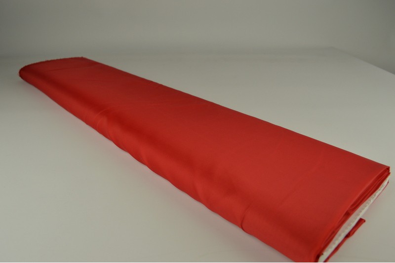 Voering rood, rolweergave